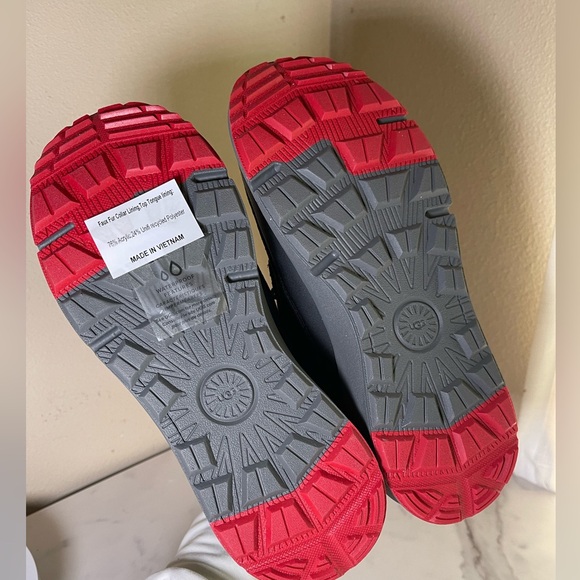 🖤 NIB UGG Arren Weather Unisex Youth size 5 Rainboots Waterproof - Picture 9 of 13